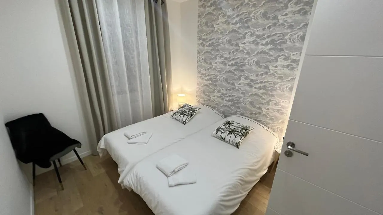 Appartement Luxe Jaune Saint-Etienne   Saint-Etienne (Loire)