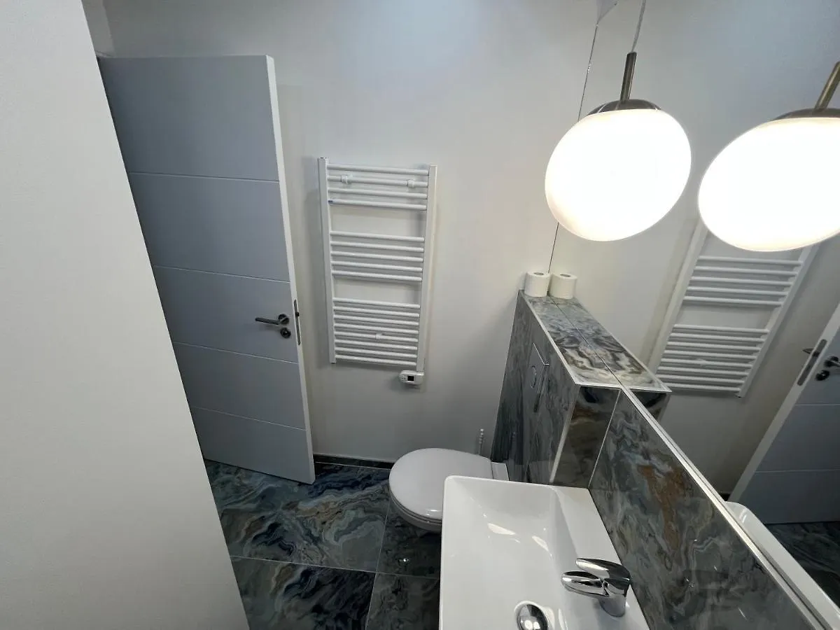 Appartement Luxe Jaune Saint-Etienne  0*, Saint-Etienne (Loire) France